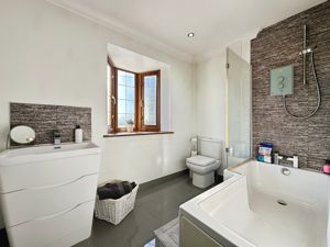 Photo 14- click for photo gallery